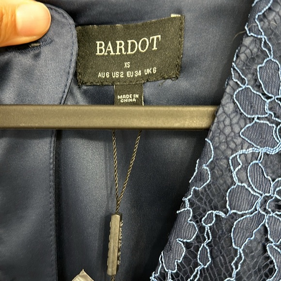 Venice Lace Mini Dress In Navy - Picture 4 of 5